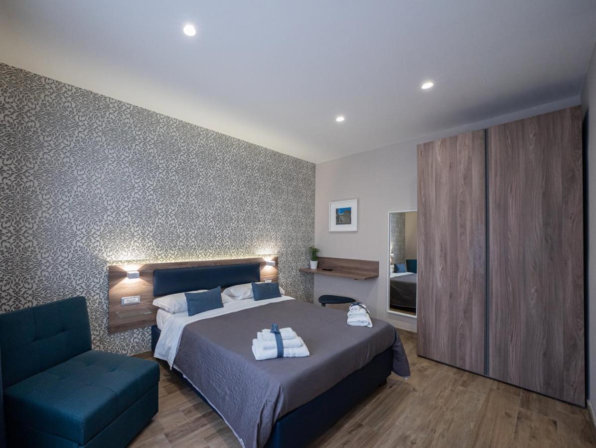 Famalu Apartments Неаполь Екстер'єр фото