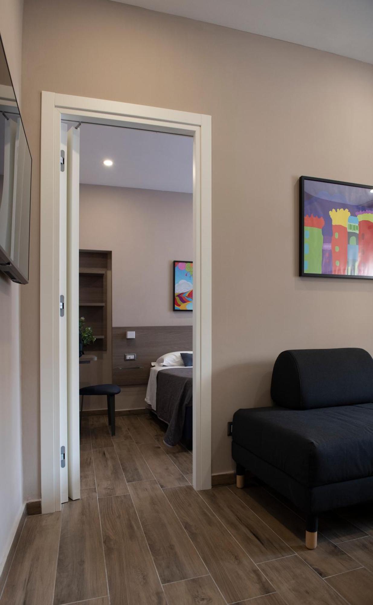 Famalu Apartments Неаполь Екстер'єр фото