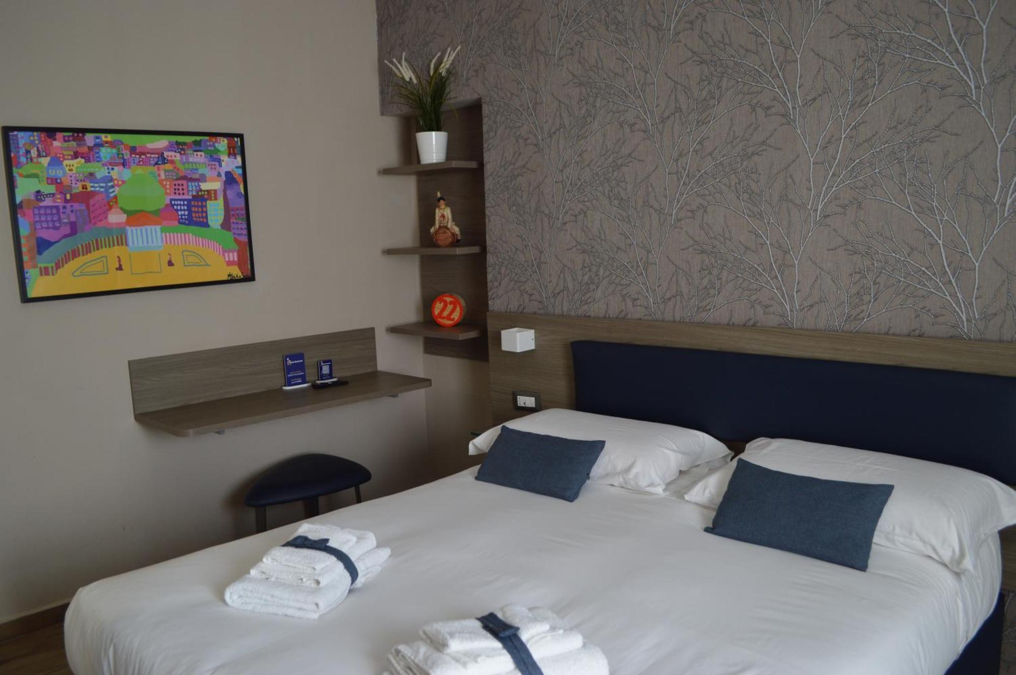 Famalu Apartments Неаполь Екстер'єр фото