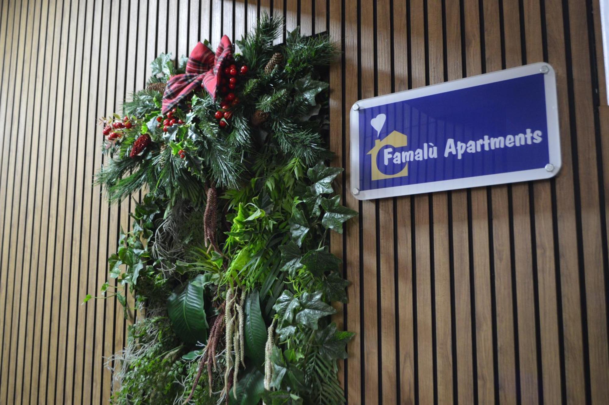 Famalu Apartments Неаполь Екстер'єр фото